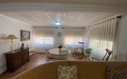 Resale - Villa -
Sax