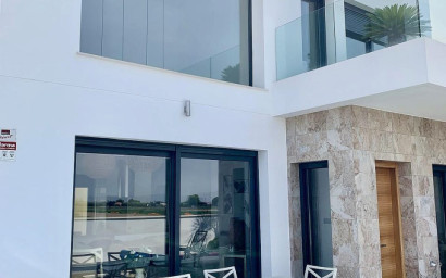 Resale - Villa -
Daya Vieja