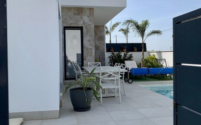 Resale - Villa -
Daya Vieja