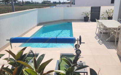 Resale - Villa -
Daya Vieja