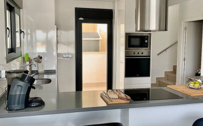 Resale - Villa -
Daya Vieja