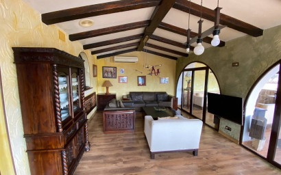 Revente - Maison de campagne -
Sax