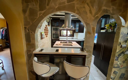 Revente - Maison de campagne -
Sax