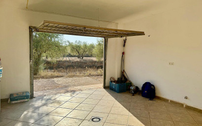 Herverkoop - Villa -
Onil