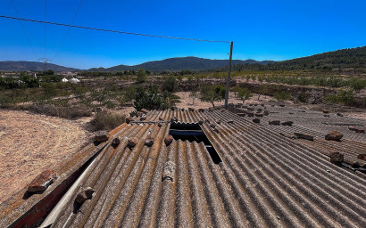 Resale - Finca / Country Property -
Monovar