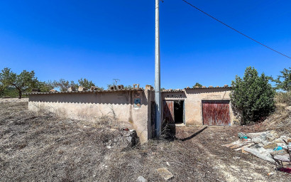 Resale - Finca / Country Property -
Monovar