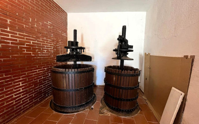 Resale - Finca / Country Property -
Castalla