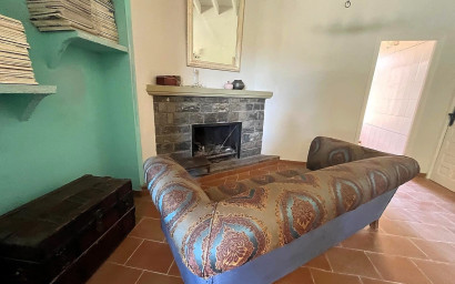 Resale - Finca / Country Property -
Castalla