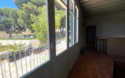 Resale - Finca / Country Property -
Castalla