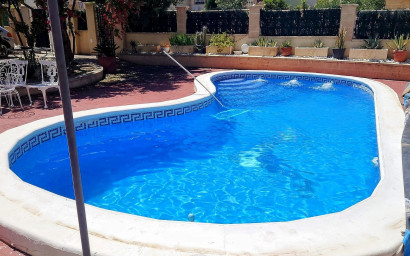 Revente - Villa -
Castalla