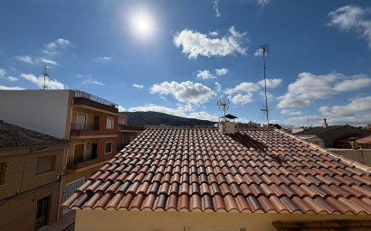 Herverkoop - Herenhuis -
Pinoso