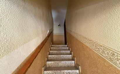 Herverkoop - Herenhuis -
Pinoso