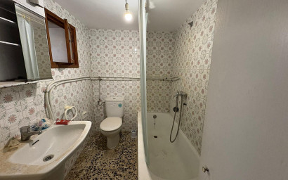 Herverkoop - Herenhuis -
Pinoso