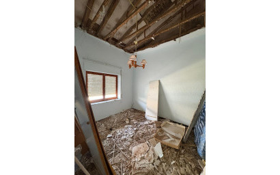 Herverkoop - Herenhuis -
Pinoso