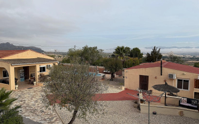 Herverkoop - Villa -
Sax