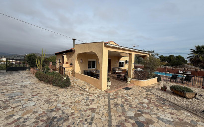 Herverkoop - Villa -
Sax