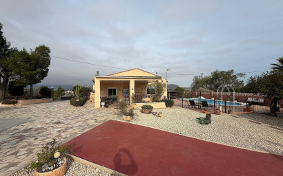 Herverkoop - Villa -
Sax