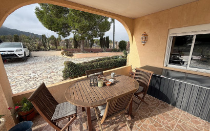 Herverkoop - Villa -
Sax