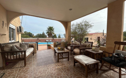 Herverkoop - Villa -
Sax