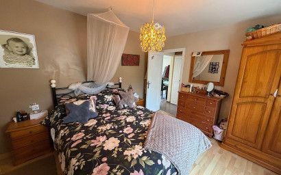 Herverkoop - Villa -
Sax