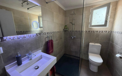 Herverkoop - Villa -
Sax