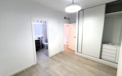 Herverkoop - Villa -
Tibi