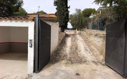 Herverkoop - Villa -
Tibi