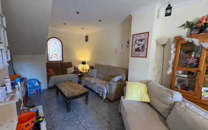 Resale - Village house -
Monovar