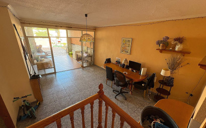 Resale - Village house -
Monovar