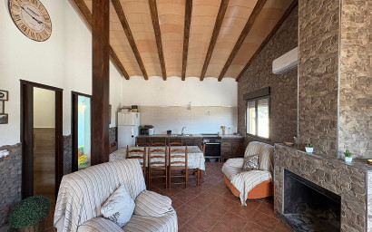 Resale - Villa -
Sax