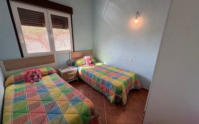 Resale - Villa -
Sax