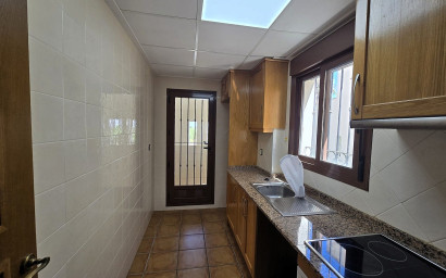 Resale - Bungalow -
Algorfa