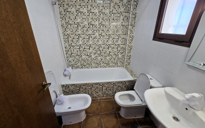 Resale - Bungalow -
Algorfa