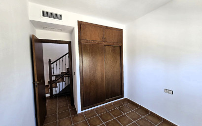 Resale - Bungalow -
Algorfa