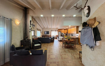 Resale - Villa -
Monovar