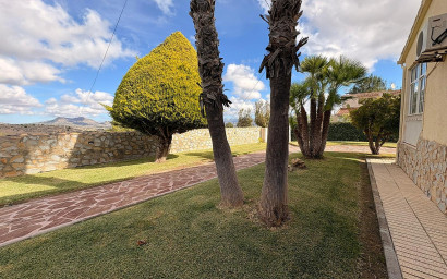 Resale - Villa -
Monovar