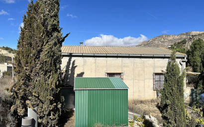 Resale - Finca / Country Property -
El Canton