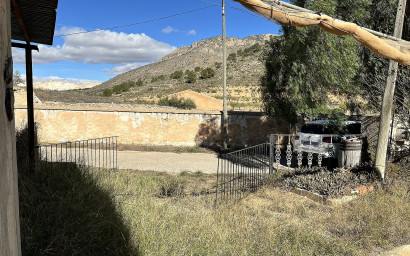 Resale - Finca / Country Property -
El Canton