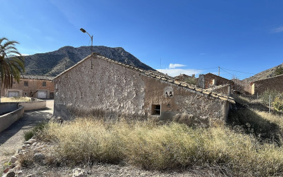 Resale - Finca / Country Property -
El Canton