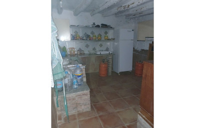 Herverkoop - Landhuis -
Caudete