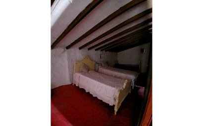 Herverkoop - Landhuis -
Caudete