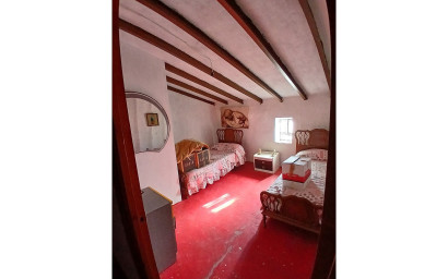 Herverkoop - Landhuis -
Caudete