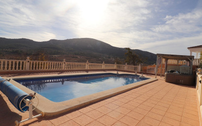 Resale - Villa -
La Romana