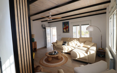 Resale - Villa -
La Romana