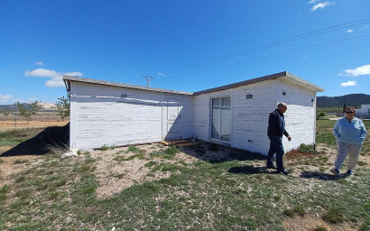 Resale - Villa -
Canada De La Lena