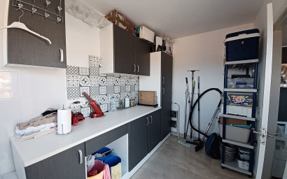 Resale - Villa -
Canada De La Lena