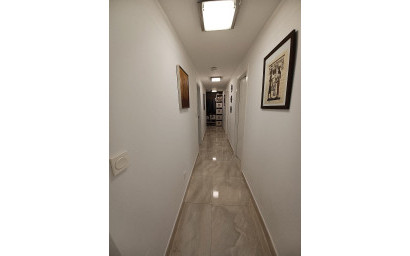 Resale - Villa -
Canada De La Lena