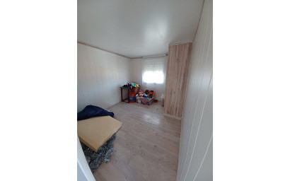 Resale - Villa -
Canada De La Lena