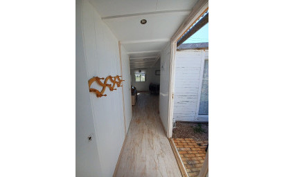 Resale - Villa -
Canada De La Lena