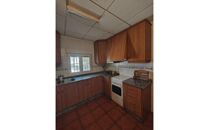 Resale - Finca / Country Property -
Yecla